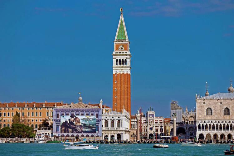 英国威尼斯水城地址（威尼斯水城著名景点）